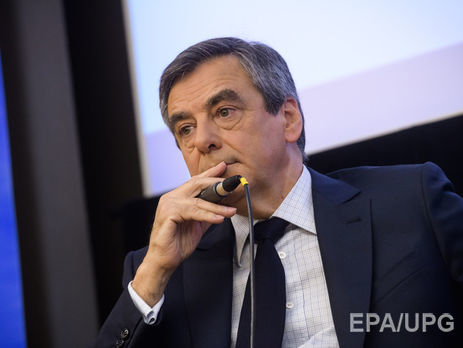 Фийон принял в подарок два костюма за €13 тыс., что превышает допустимую стоимость подарков для кандидатов в президенты