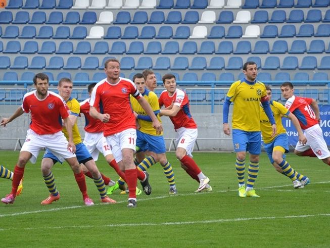 Збірна окупованого Криму зіграла перший матч із російським клубом