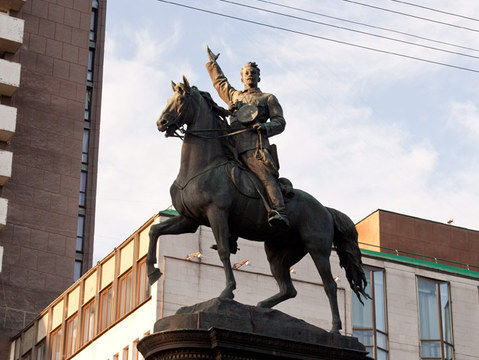 Київрада хоче перенести пам'ятник Щорсу до Музею пропаганди СРСР