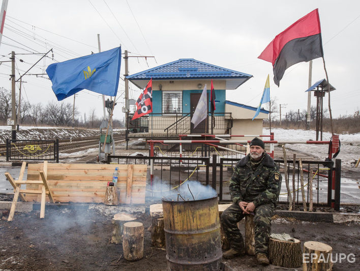 МЗС Франції закликало Україну зняти блокаду з окупованих районів Донбасу