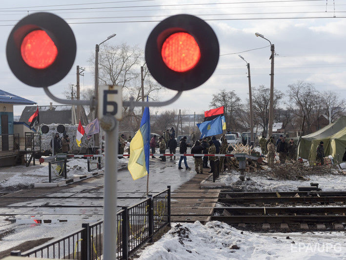 Як відреагували в Україні та у світі на рішення РНБО про блокаду окупованих районів Донбасу