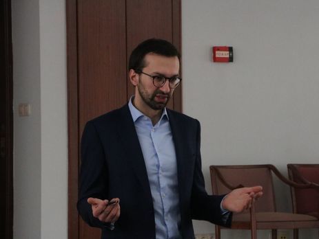 Лещенко заявил, что Партия регионов перевела Манафорту $750 тыс., используя банк в Кыргызстане и офшорную компанию в Белизе