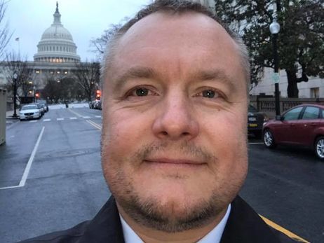 Артеменко заявив, що відмовився від канадського паспорта, але залишився громадянином Канади