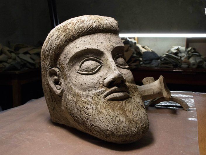 На месте строительства Керченского моста нашли голову, вероятно, древнегреческой статуи