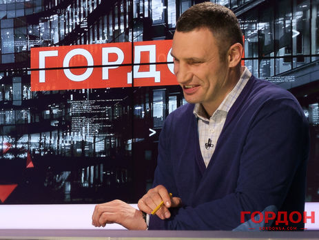 Кличко: Багатьом політикам хотілося б вправити мізки, але в політиці, як і в житті, слово сильніше за фізичну силу