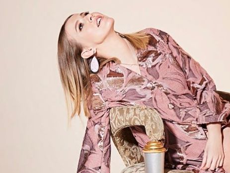 Собчак показала, как играет с мужем в шашки