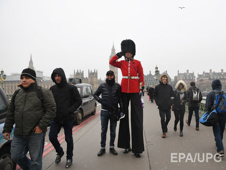 У здания парламента Великобритании произошла стрельба. Есть раненые