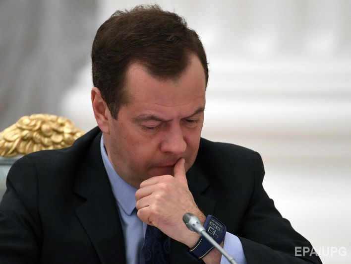 Медведев опроверг слова Путина, что он болел гриппом