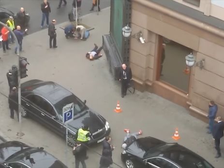 В сеть попала запись очевидца с места убийства Вороненкова. Видео