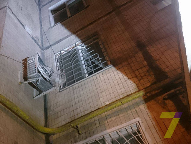 В Одесі жінка випала з вікна, намагаючись зробити селфі