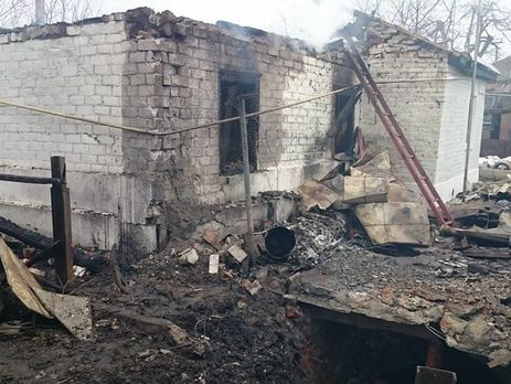 В результате взрывов на складе в Балаклее пострадали дома жителей города и соседних сел. Фоторепортаж