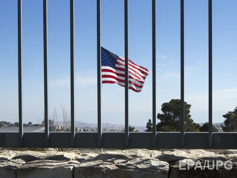 Посольства США зобов'язали перевіряти сторінки в соцмережах заявників на отримання віз, яких підозрюють у зв'язках із терористами