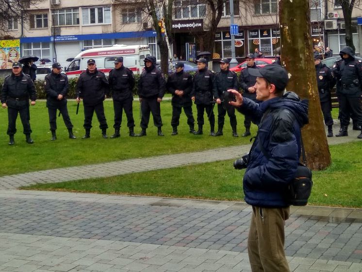У Краснодарі затримали близько 200 прихильників Навального, у Махачкалі – понад 150