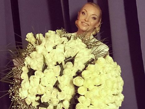 Лазню Волочкової прикрасили фігурами з казки та балету 