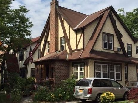 Будинок, де минуло дитинство Трампа, пішов з молотка за $2,14 млн