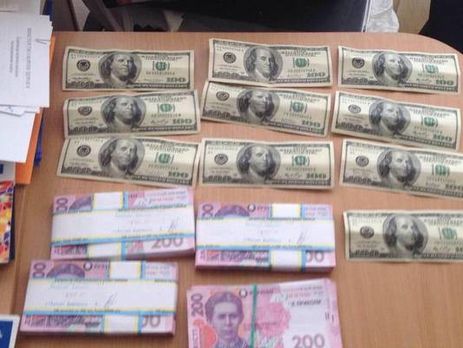 У Харкові затримали завідувача кафедри кардіології, який оцінив операцію на серці у 100 тис. грн