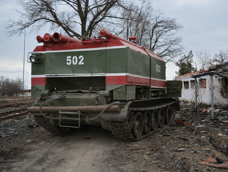 Военные начали уничтожать боеприпасы, собранные в Балаклее. Фоторепортаж