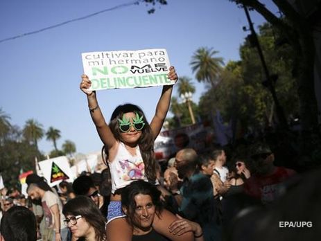 Парламент Аргентины разрешил использование марихуаны в медицинских целях