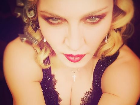 Мадонна поділилася кадрами, які увійдуть до DVD-версії концерту Rebel 