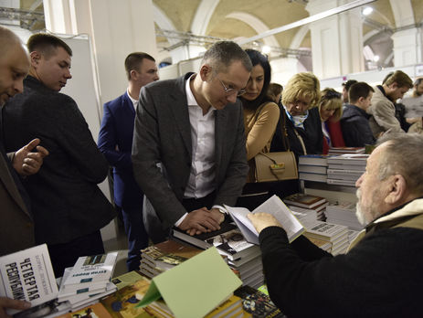 Ложкин задекларировал 13,6 млн грн, картины, книги, часы и беговую дорожку