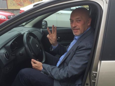 Сдаюсь, придется сесть – Тука об электронном декларировании