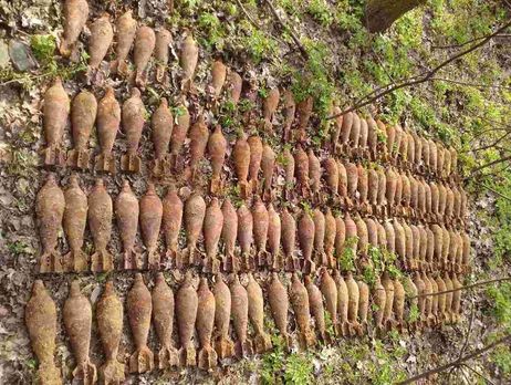 В Киеве спасатели обнаружили и обезвредили 119 мин времен Второй мировой войны. Фоторепортаж