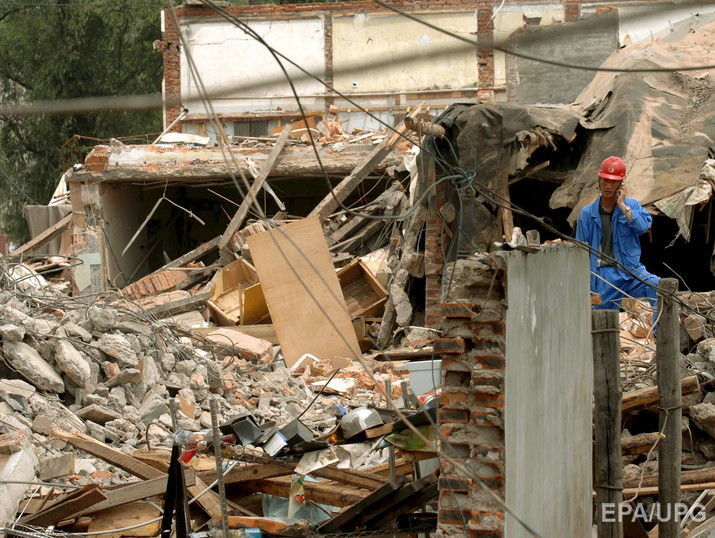 У Китаї вибухнув житловий будинок, знайдені тіла дев'яти загиблих