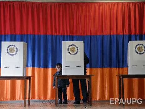 Правящая партия Армении набирает большинство голосов на парламентских выборах – экзит-полл