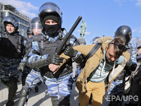Російські політологи переконані, що протести 26 березня є небезпечними для влади