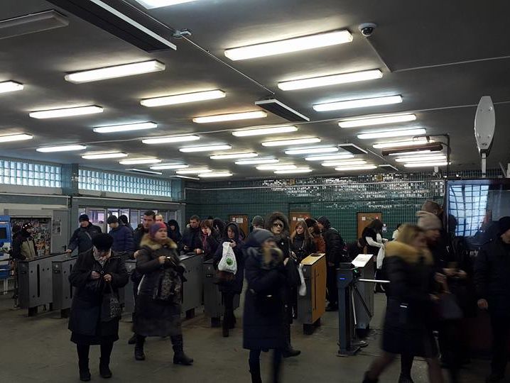 Киевский метрополитен призвал пассажиров к бдительности после взрывов в Санкт-Петербурге
