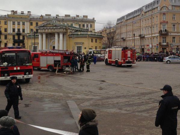 Следком России открыл уголовное дело по факту взрывов в Санкт-Петербурге