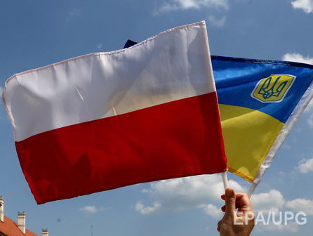 МИД Польши сообщил о возобновлении работы консульств в Украине