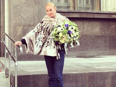 Волочкова показала, як правильно качати прес