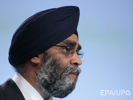 Канада может разрешить экспорт оружия в Украину – канадский министр обороны