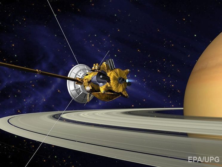 Космический аппарат NASA Cassini завершит свою 20-летнюю миссию, нырнув в атмосферу Сатурна. Видео