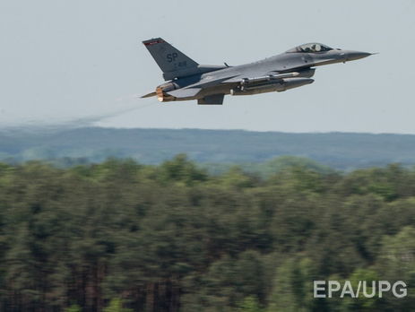 Поблизу авіабази Ендрюс у США розбився винищувач F-16