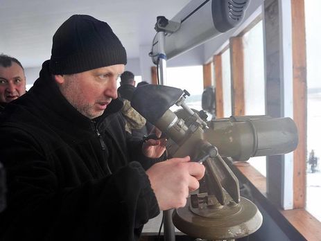 Турчинов заявил, что Россия наращивает военную мощь на двух направлениях