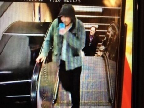 Полиция Стокгольма опровергла задержание подозреваемого в наезде на людей и показала его фото