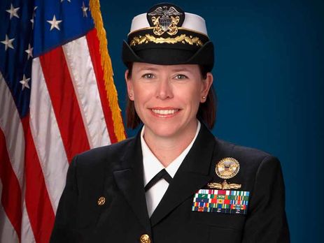 Капитаном корабля, откуда нанесли удар по авиабазе в Сирии, является женщина – журналист