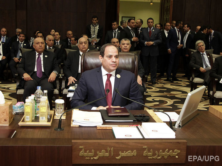 У Єгипті на три місяці оголосили режим надзвичайного стану