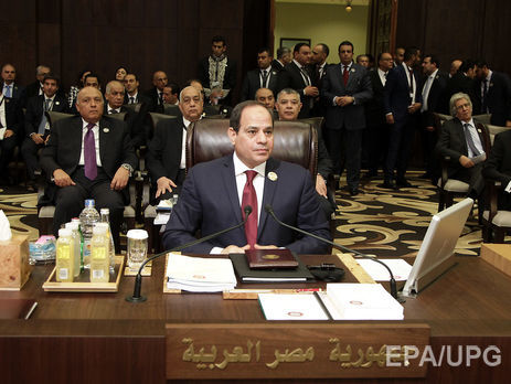 У Єгипті на три місяці оголосили режим надзвичайного стану