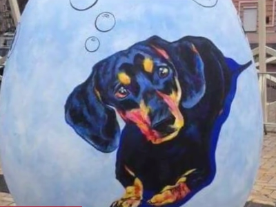 В Киеве на Софийской площади украли большую писанку