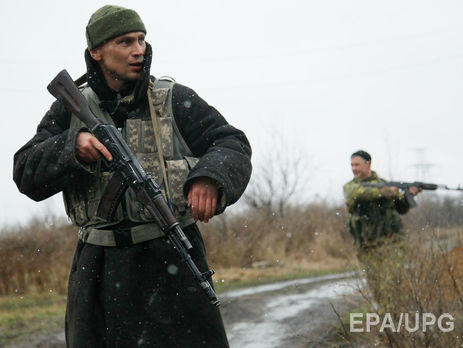 Боевики пообещали жителям оккупированной Амвросиевки еду вместо денег – 