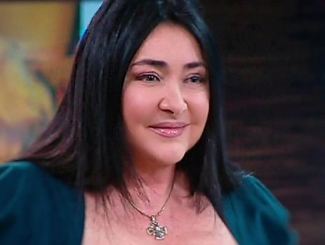 Лолита показала 