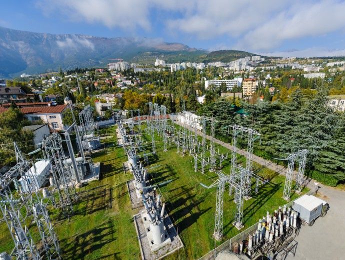 Енергетична компанія Ахметова оскаржує націоналізацію своїх об'єктів в окупованому Криму