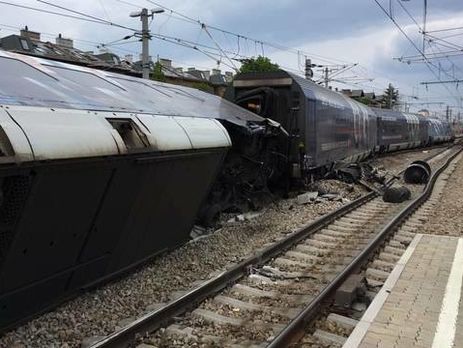 На вокзале Вены столкнулись два поезда