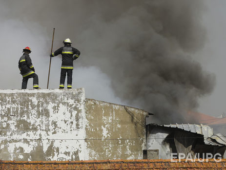 В Португалии самолет упал возле супермаркета, пятеро погибших