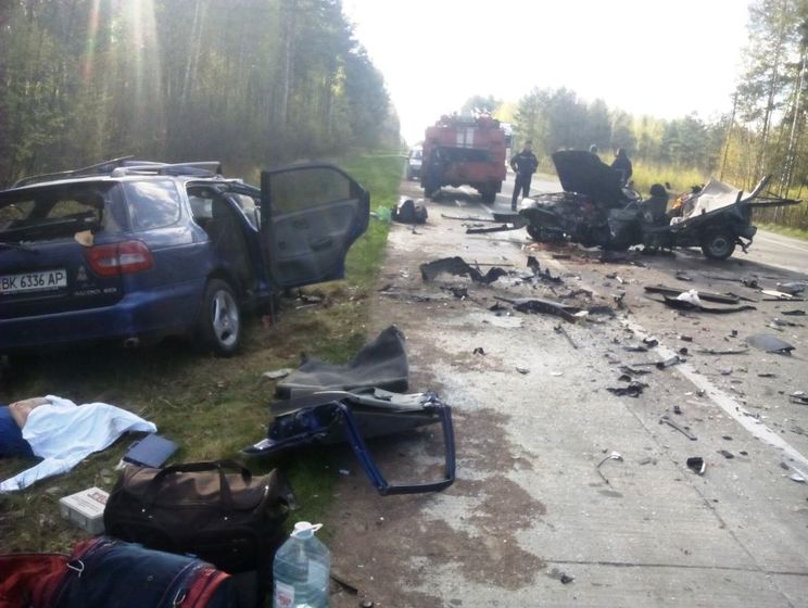 У Житомирській області в ДТП загинуло п'ятеро людей