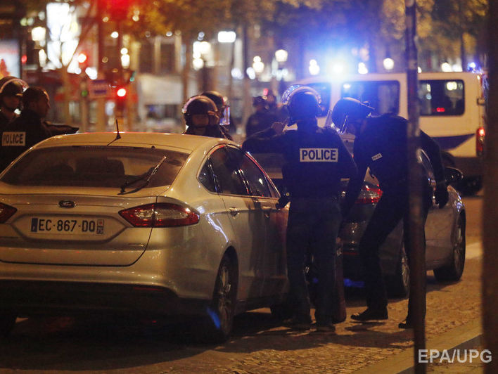 Умер полицейский, раненный при перестрелке в Париже &ndash; Reuters