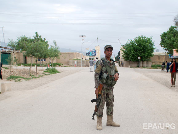 В Афганистане талибы напали на военную базу, более 50 человек погибли